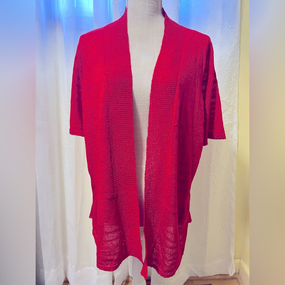 NWT DRESS BARN Women’s 1X RED lightweight sweater short sleeve cover.